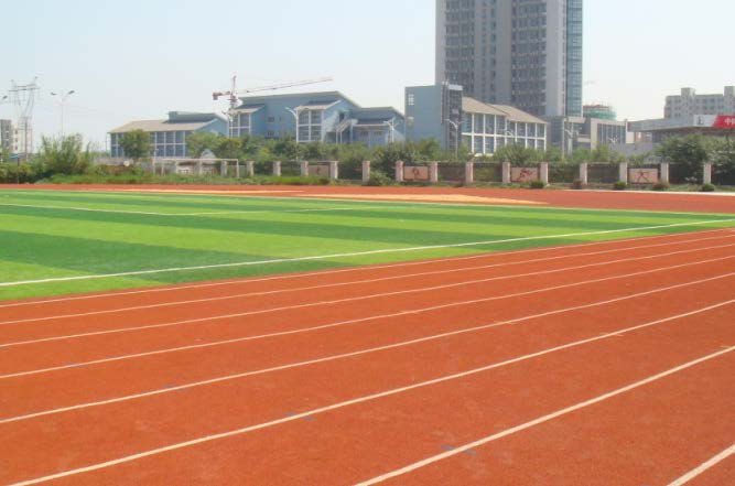 江都实验小学跑道